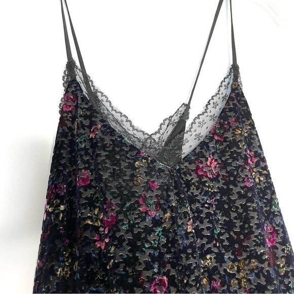 New Aqua Capsule x Maddie & Tae Black Floral Velvet Party Slip Dress US M - Picture 4 of 8